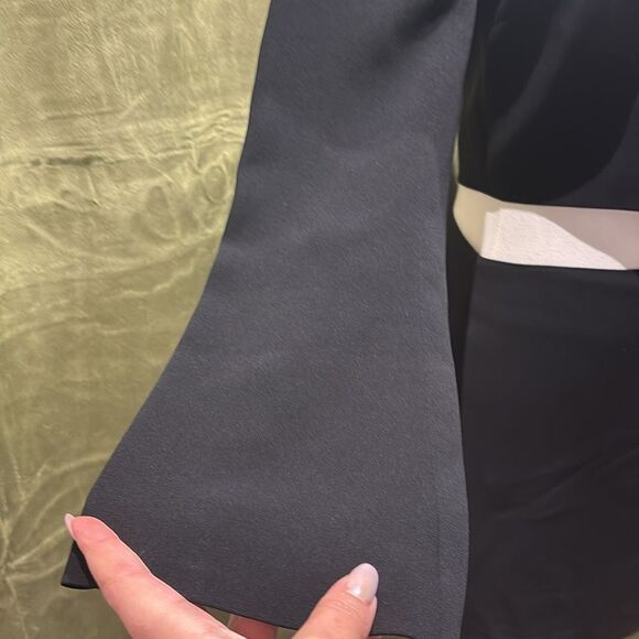 NWT Cinq a Sept Elegant Black Women's crop Top, US4 - Picture 5 of 10